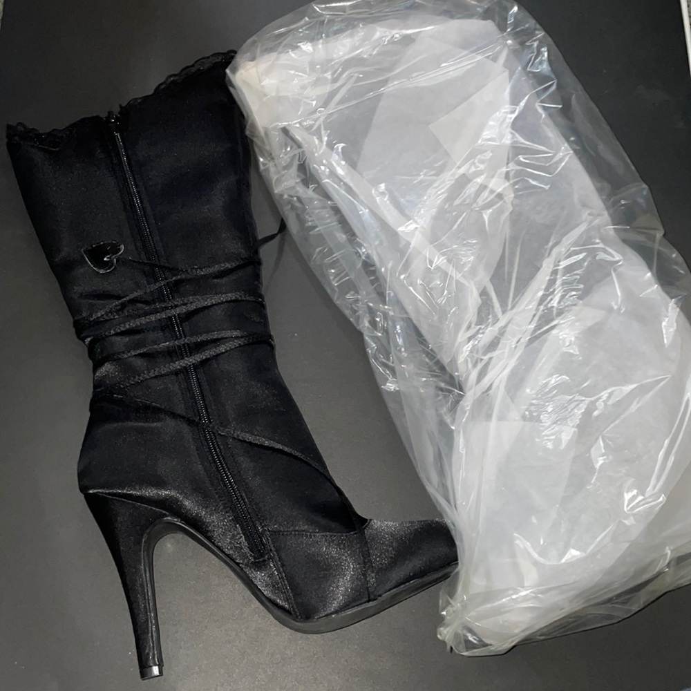 ✨LAST CHANCE ✨Ellie Heeled Boots